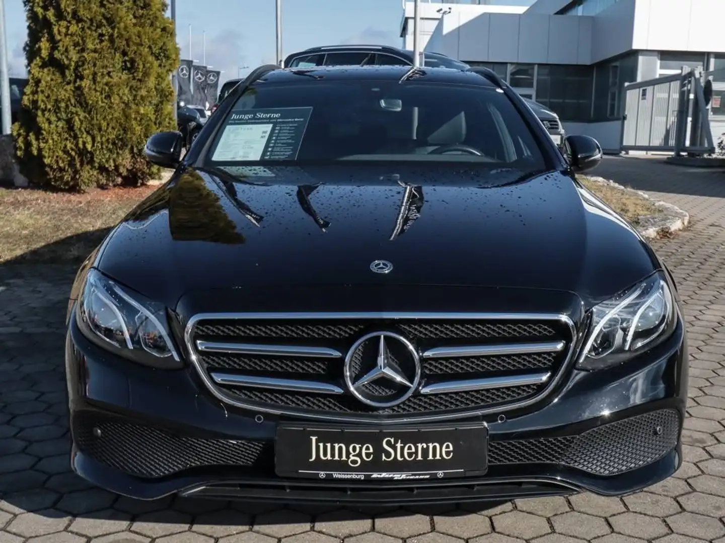 Mercedes-Benz E 220 T d 4M Avantgarde Night AHK+Navi+SHD+Kamer Noir - 2
