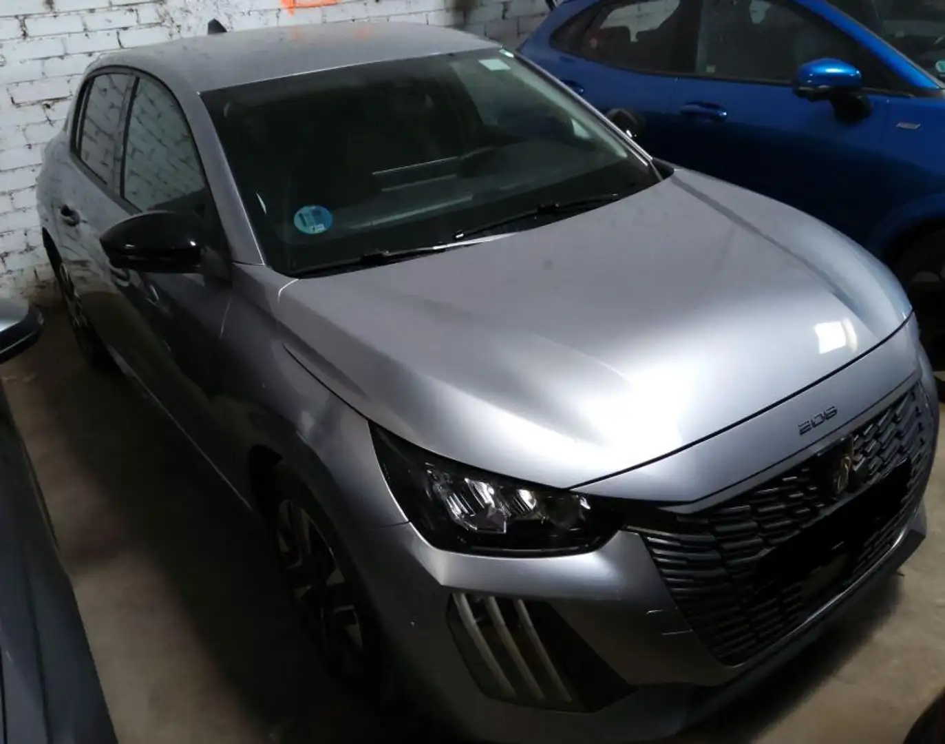 Peugeot 208 Hybrid 100 Allure eDCS6 Navi+LED+360° Kam+ACC+ Grau - 1