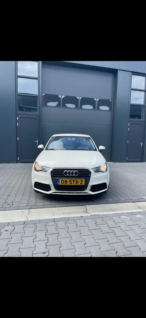 Audi A1 1.2 TFSI Sportback Wit - 2