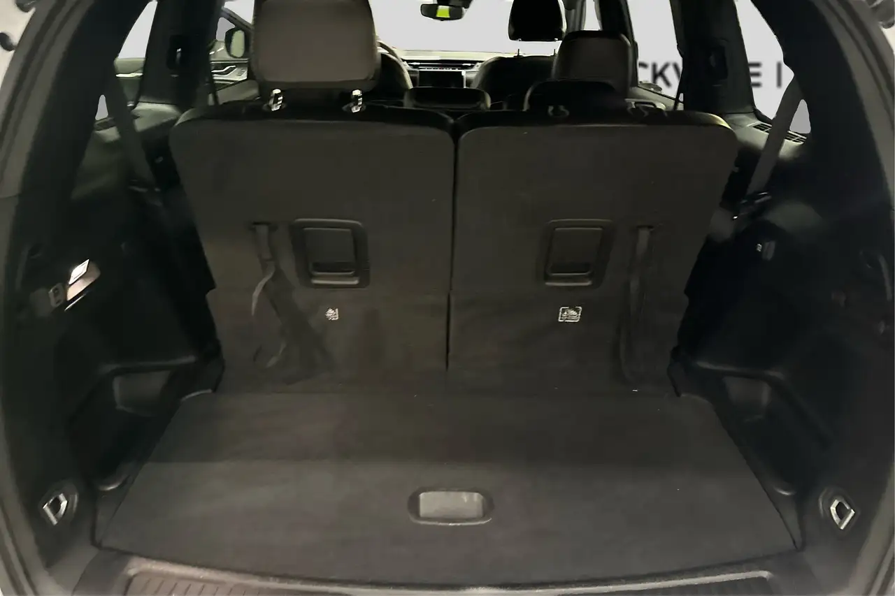 Jeep Grand Cherokee photo Jeep Grand Cherokee