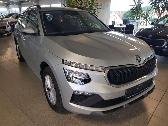 Imagine Skoda Kamiq TSI SELECT. 8-fach-bereift Garantie 5/29 SmartLink