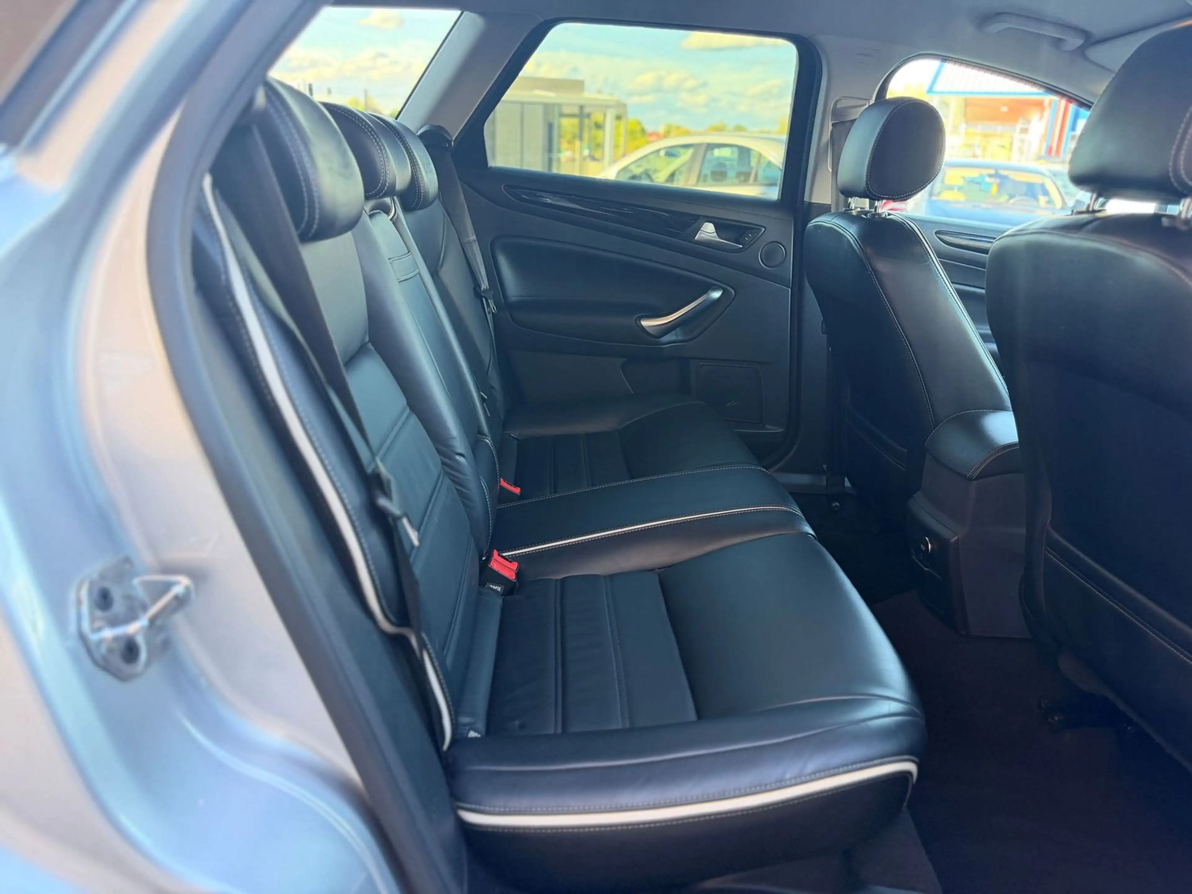Ford Mondeo Titanium 2.0 TDCI KAMERA/LEDER/AHK/S-HEFT — photo 10