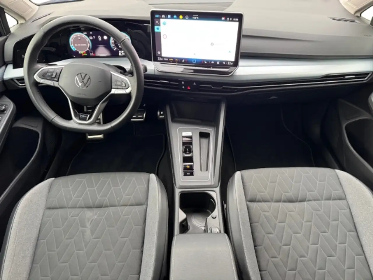 Volkswagen Golf Variant 1.5eTSI DSG Goal LED+ NAVI AHK ACC 3Z-KLIMA TRAVEL 14