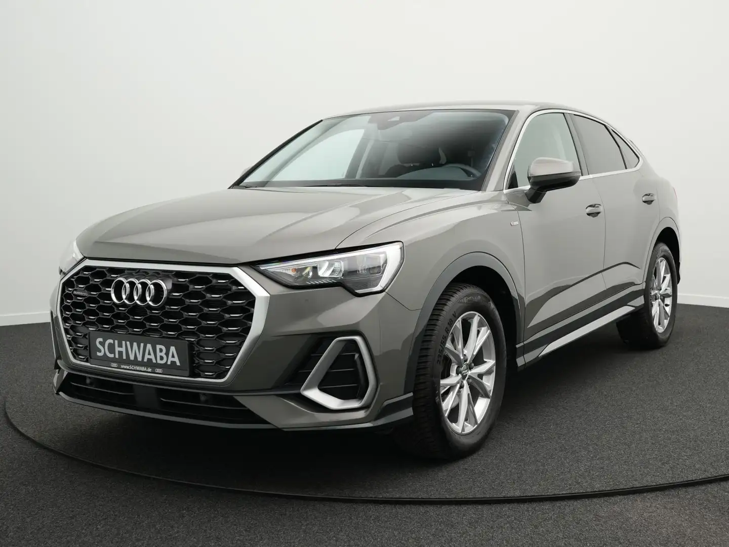 Audi Q3 S line 35 TDI qu. *LED*ACC*NAVI*18" Grau - 2