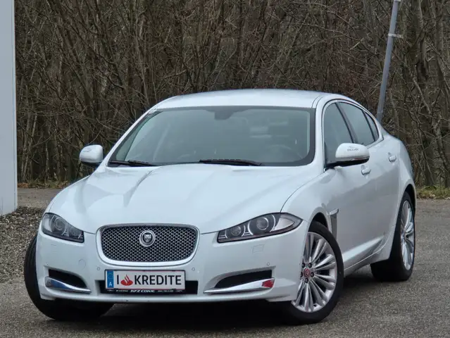 Jaguar XF 2.2 Diesel Top* Kredit* Automatik* Navi* Leder*