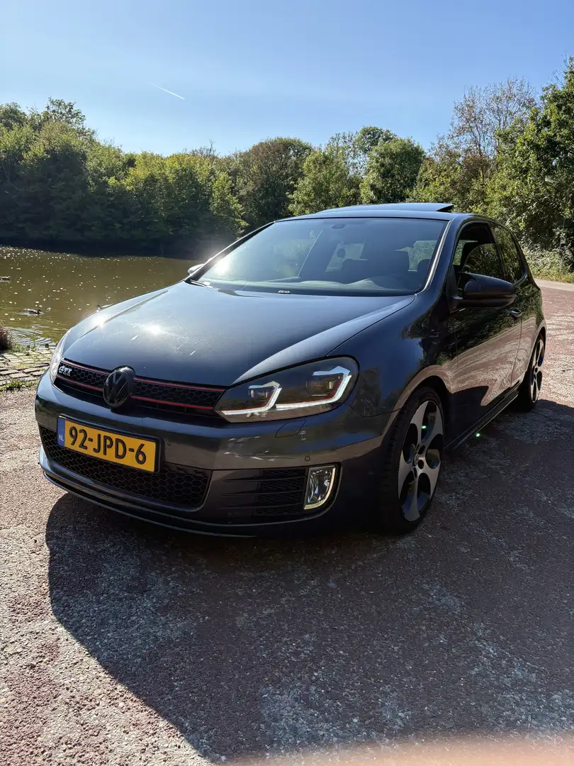 Volkswagen Golf GTI 2.0 DSG - 1