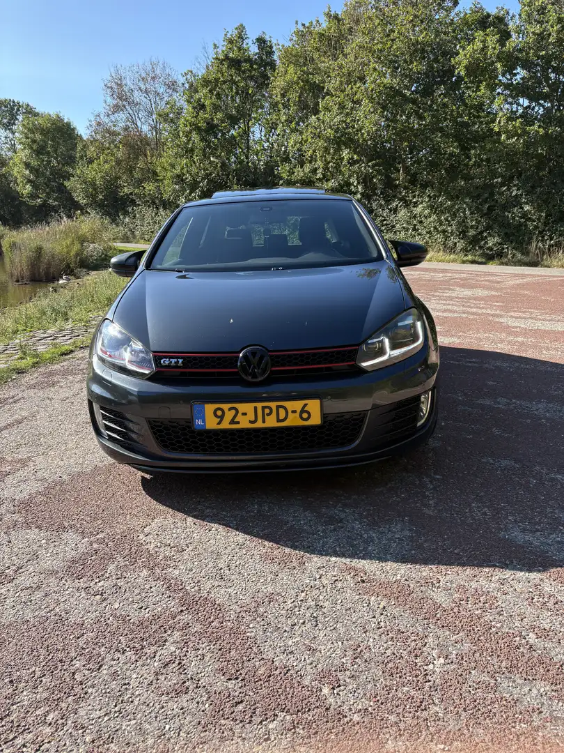 Volkswagen Golf GTI 2.0 DSG - 2