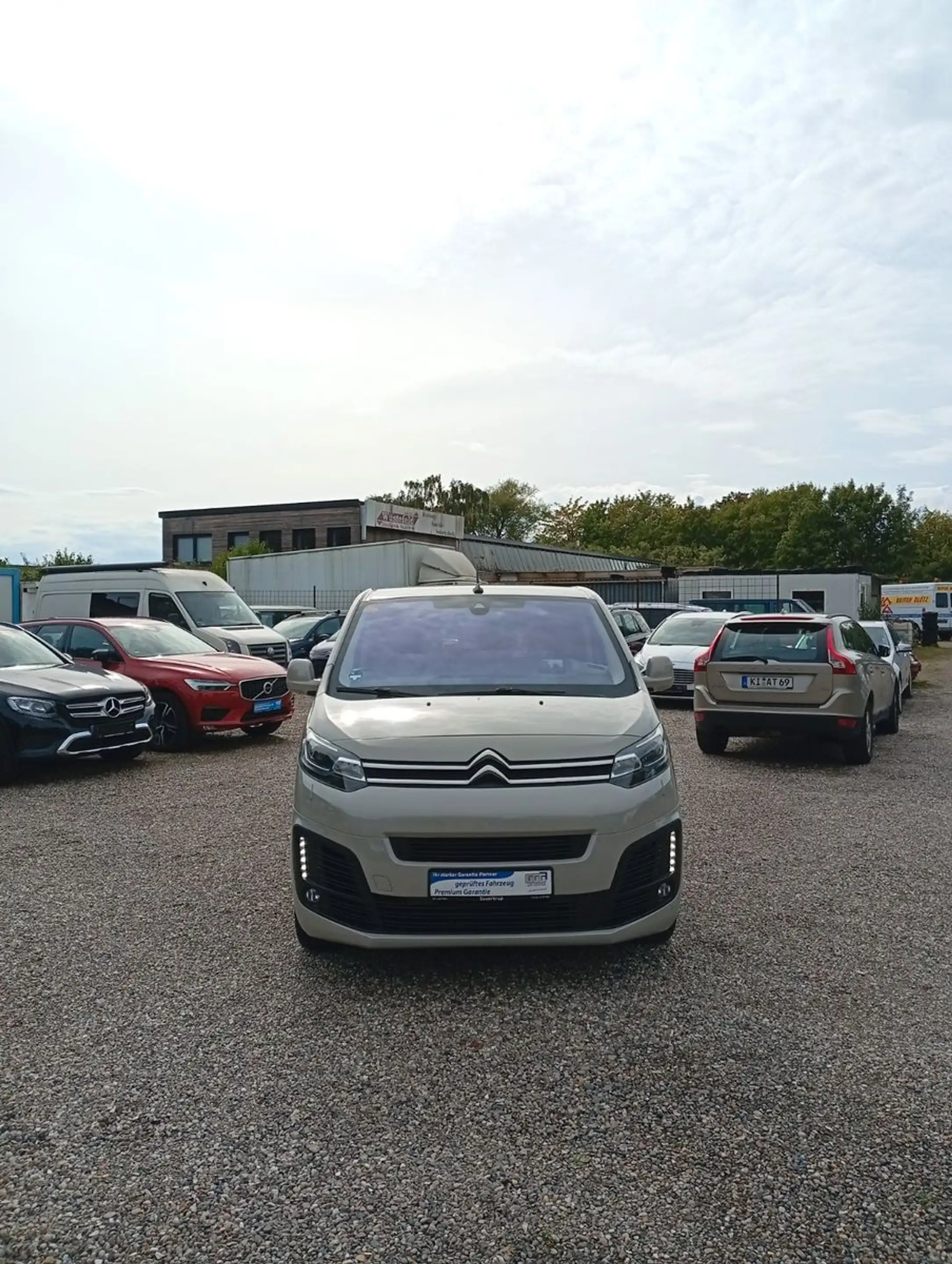 Citroen Spacetourer 2,0 BlueHDi.Navi.Kamera.Pano-R.HUD.
