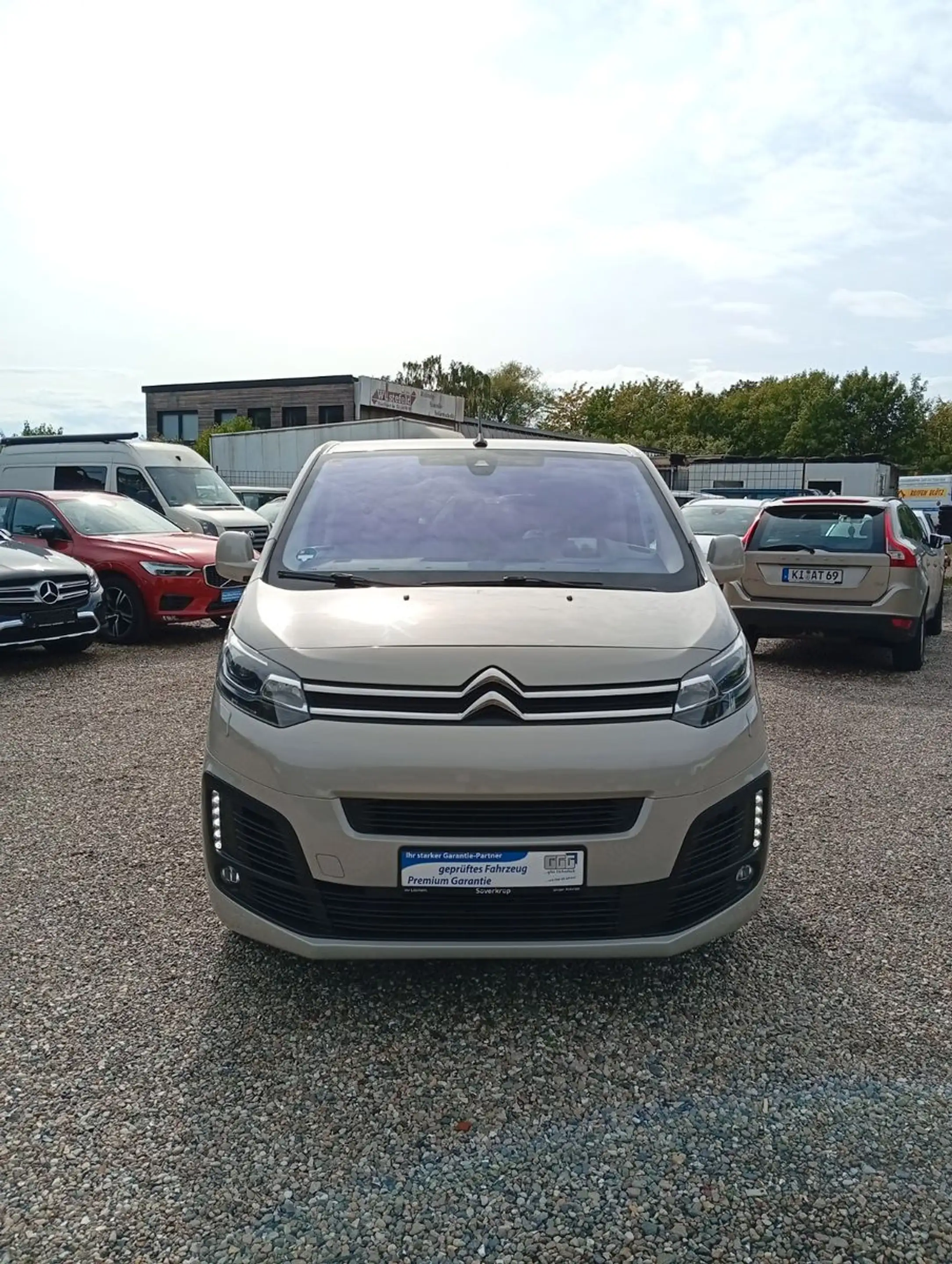 Citroen Spacetourer 2,0 BlueHDi.Navi.Kamera.Pano-R.HUD. — photo 9