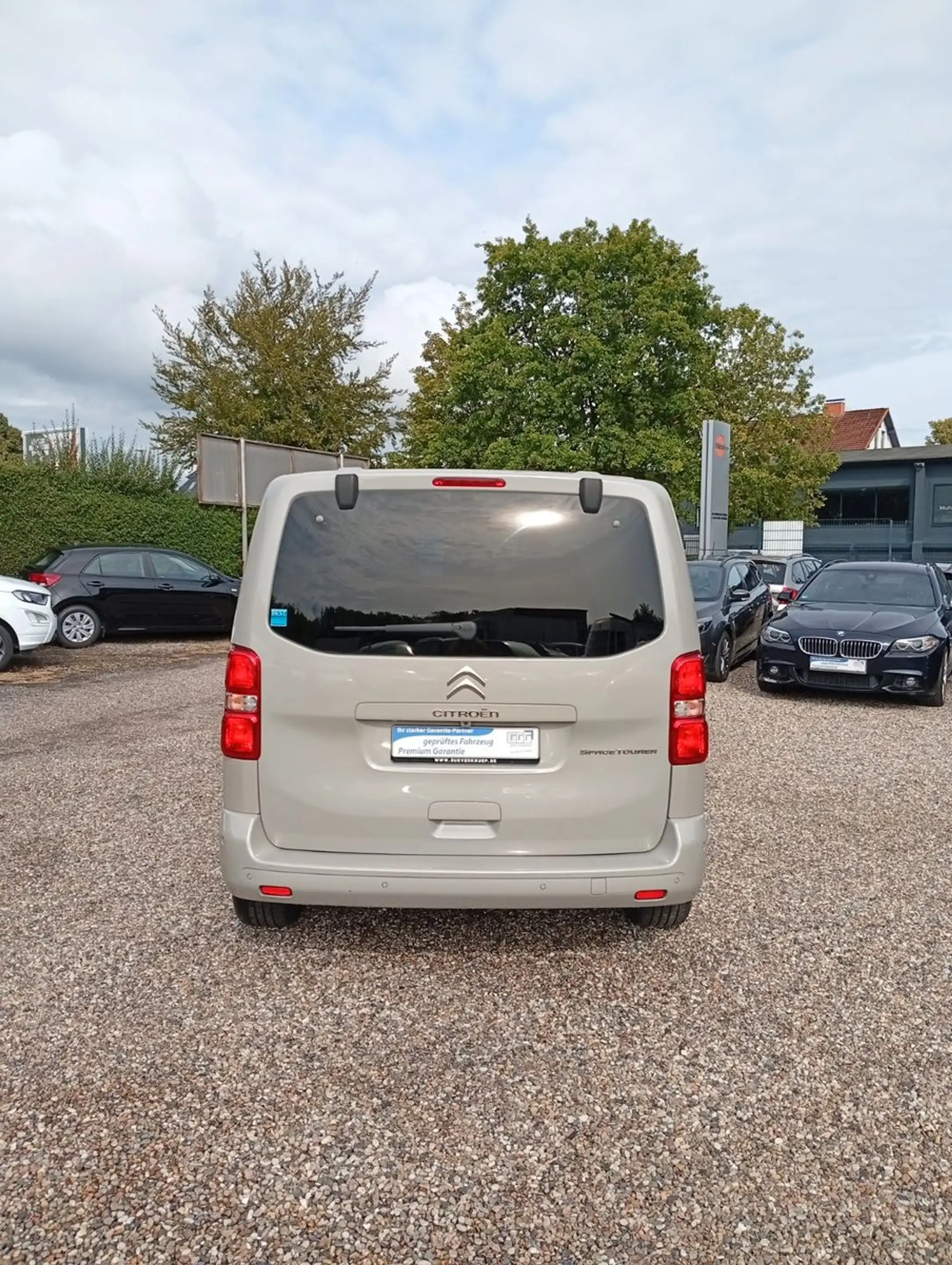 Citroen Spacetourer 2,0 BlueHDi.Navi.Kamera.Pano-R.HUD. — photo 8
