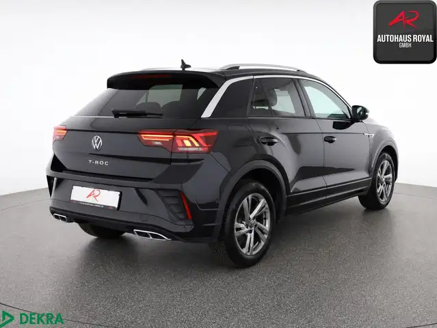Volkswagen T-Roc view 5