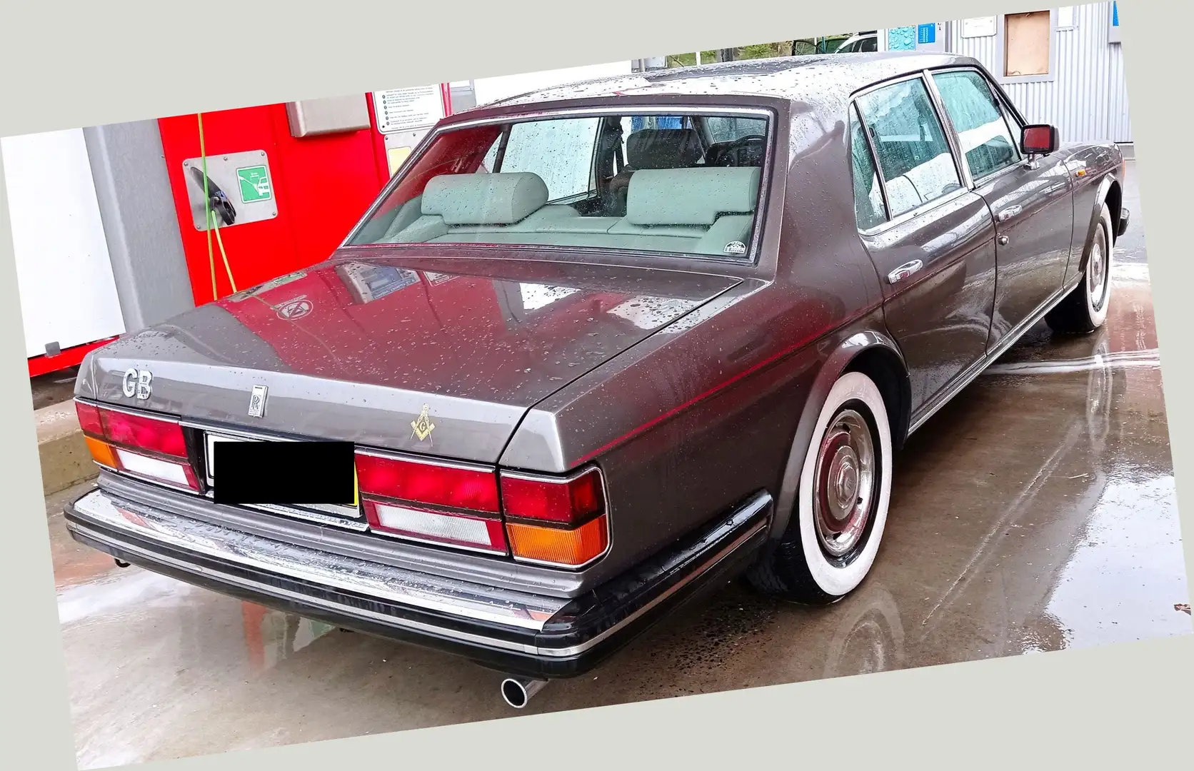 Rolls-Royce Silver Spirit Šedá - 2