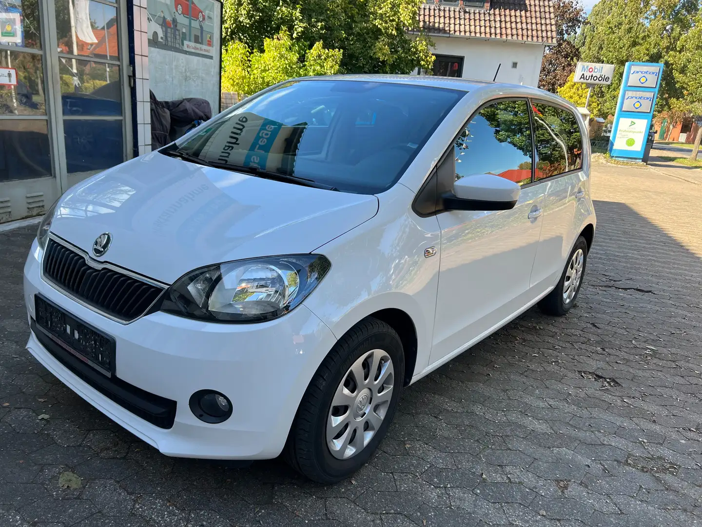 Skoda Citigo 1.0 G-TEC Active:Benzin:Erdgas.CNG Weiß - 2