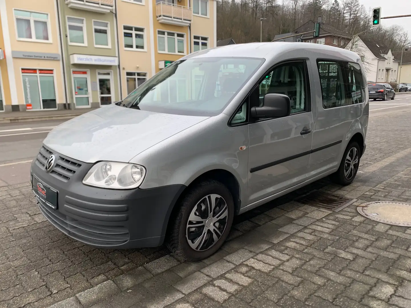 Volkswagen Caddy Caddy 1.9 Tdi Kombi*ROLLSTUHLLIFT*AUTOMATIK* Silber - 1