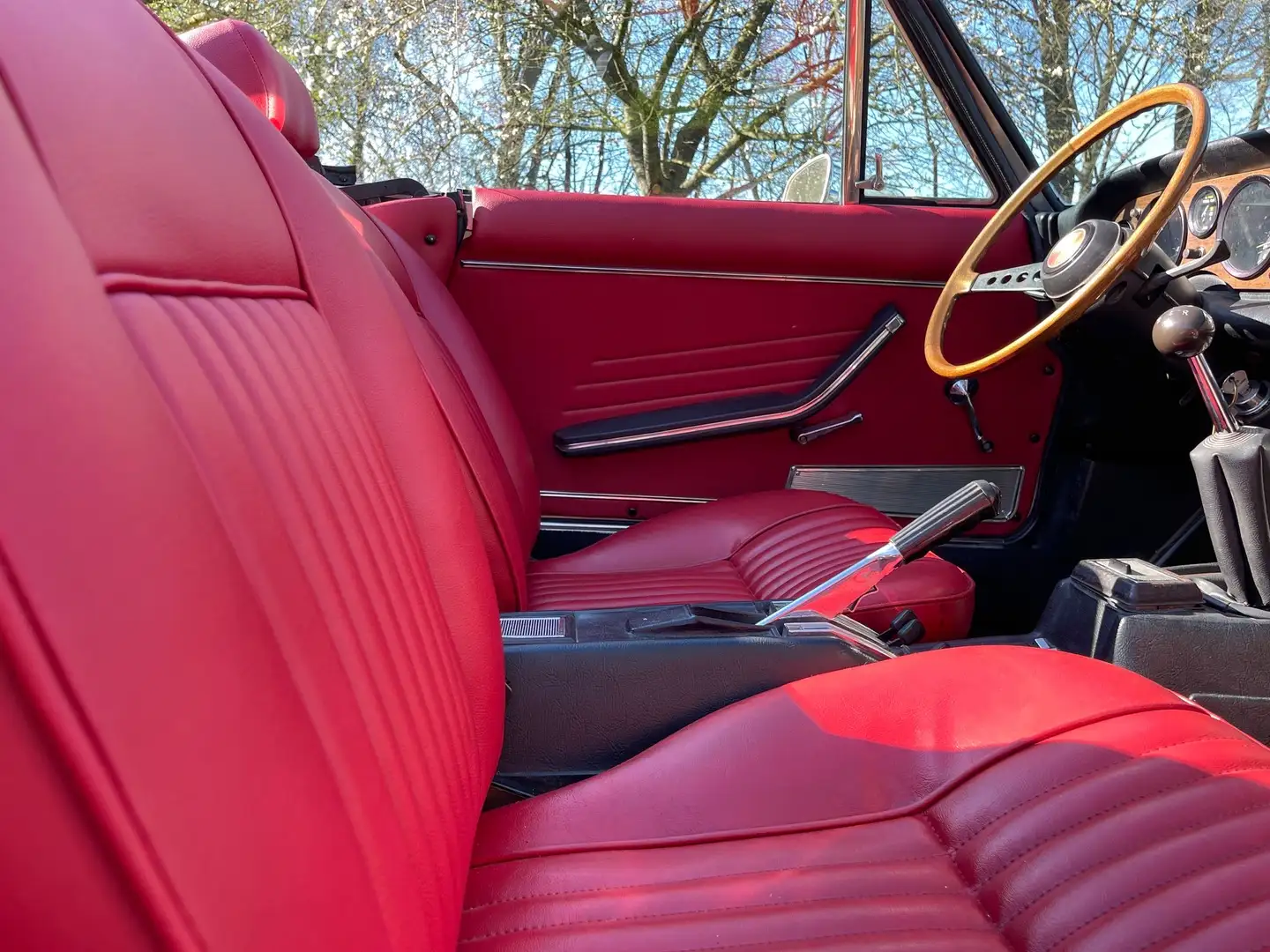 Fiat 124 Spider Spider 1800 sport Bej - 2