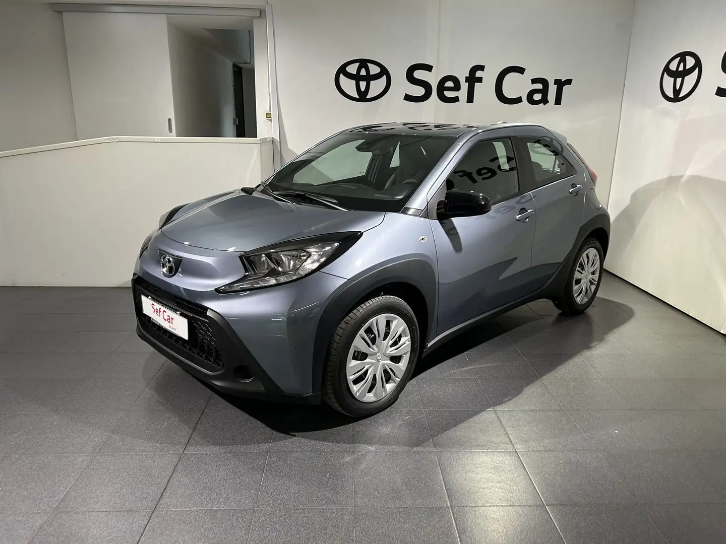 Toyota Aygo X 1.0 VVT-i 72 CV 5 porte Active KM 0 - 1