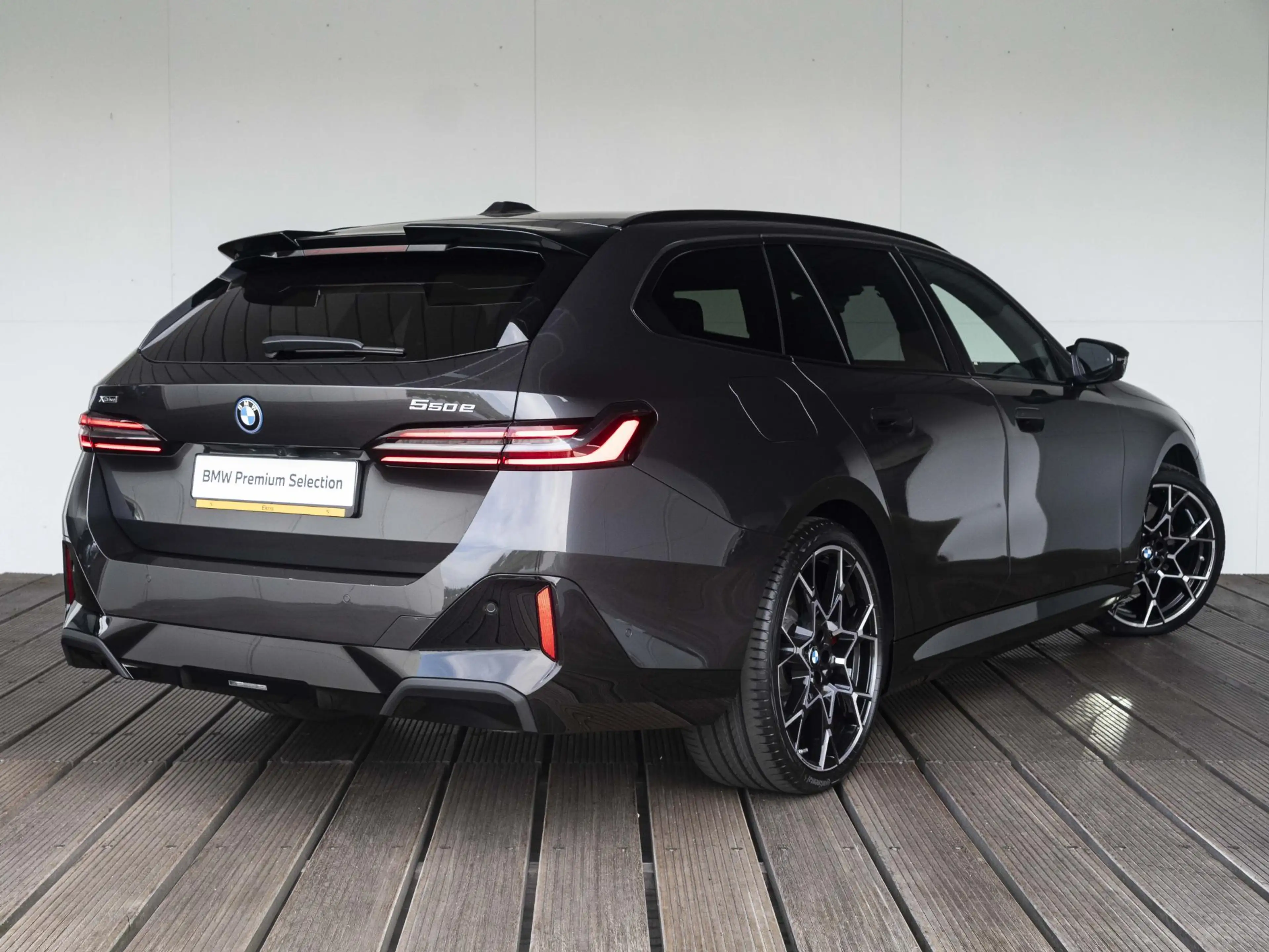 BMW 550 5 Serie Touring 550e xDrive | M Sportpakket Pro | — photo 2