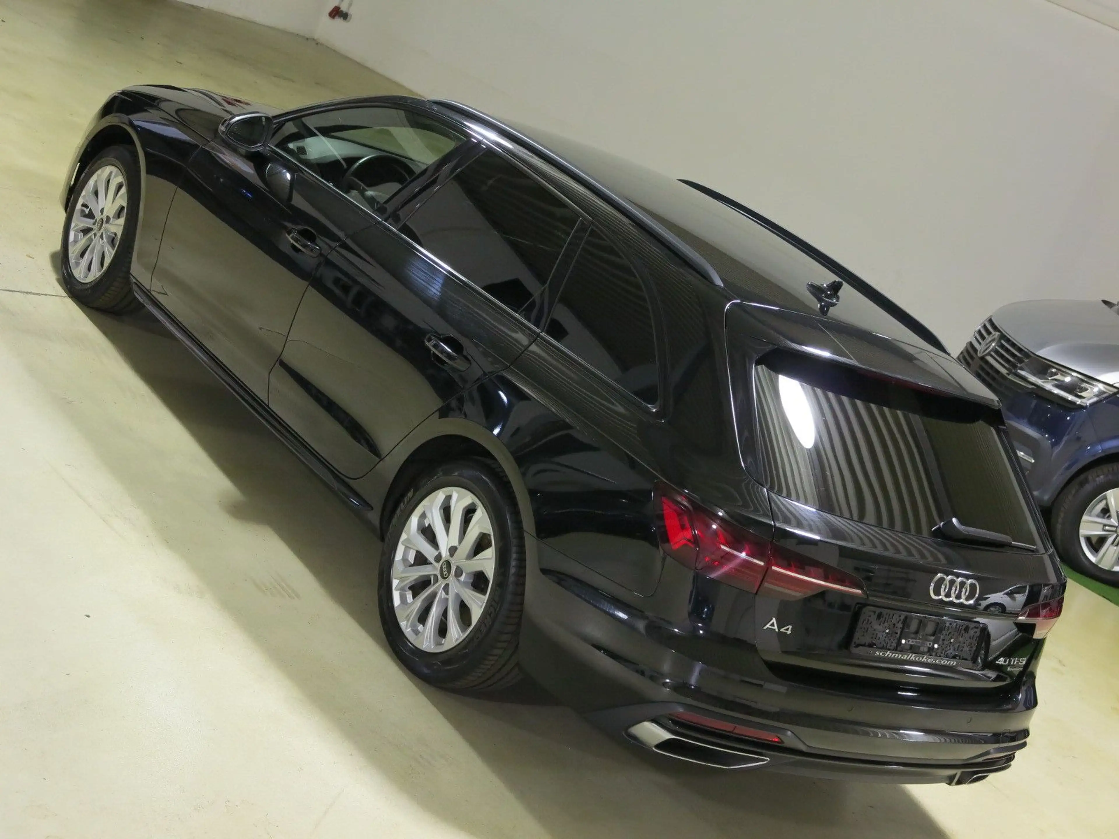 Audi A4 Avant 40 TFSI 2.0 quatt S tronic advanced AHK — photo 11