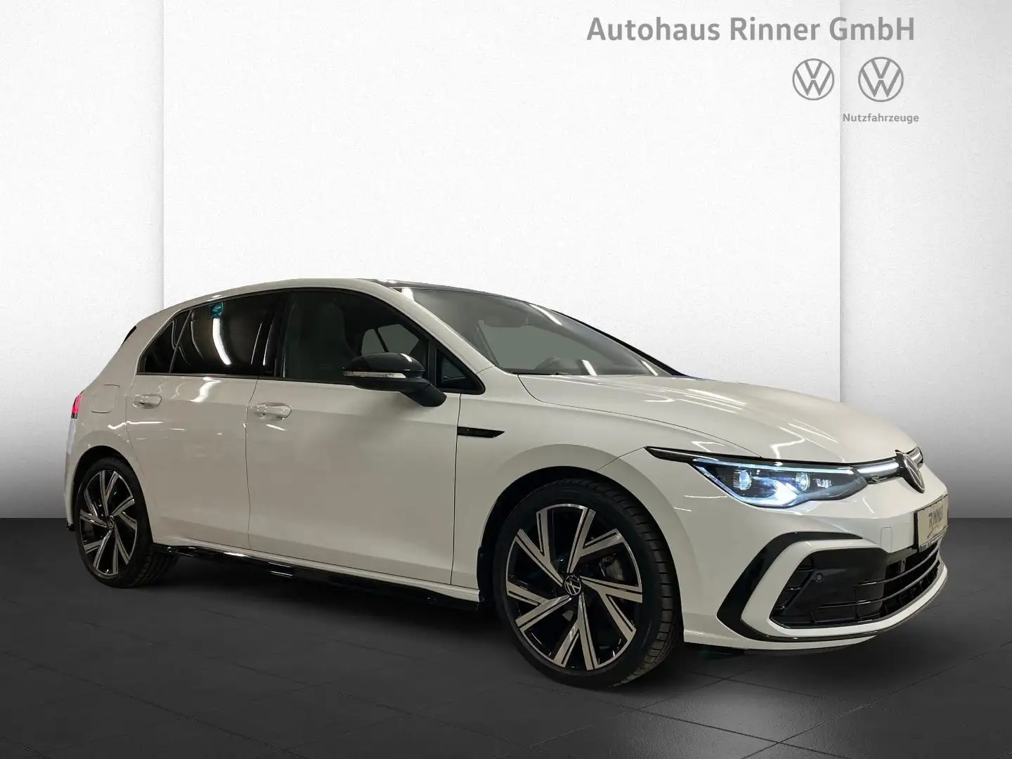Volkswagen Golf R-Line VIII 1,5 l TSI 110 kW (150 PS) 6-Gang Weiß - 1