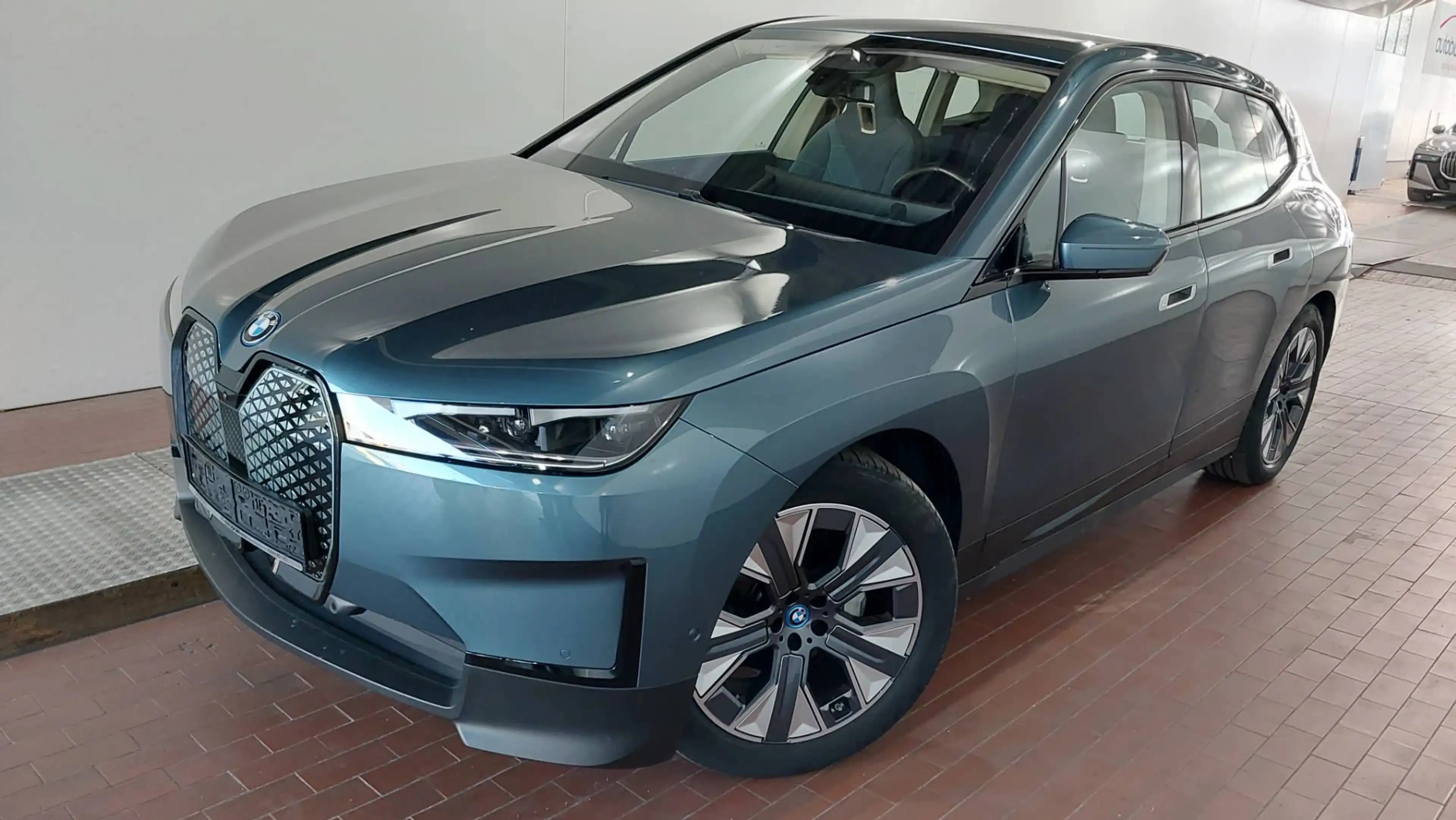 BMW iX xDrive40 Executive 77 kWh | 21" | Laserlight | Dri — photo 13