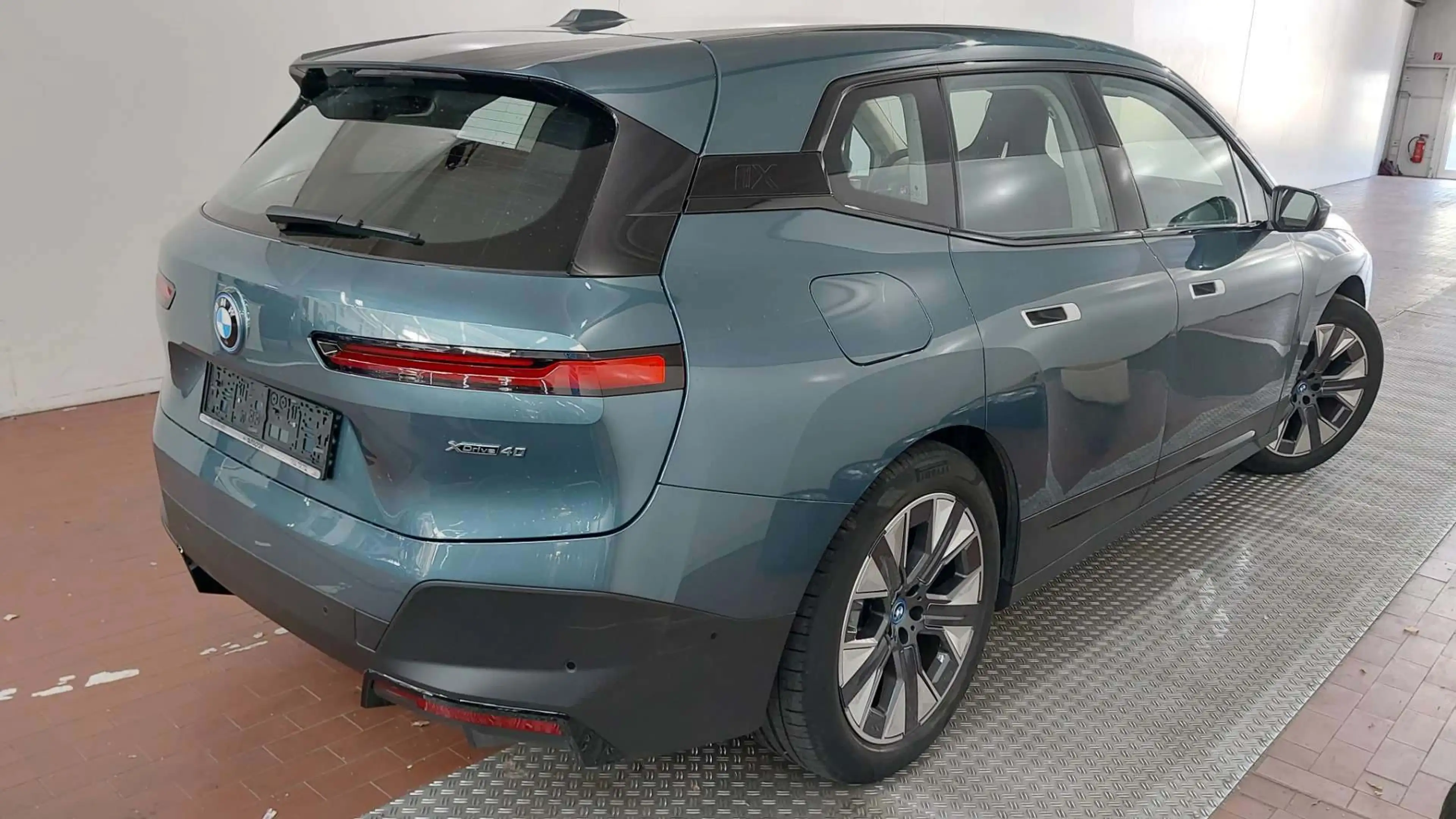 BMW iX xDrive40 Executive 77 kWh | 21" | Laserlight | Dri — photo 12
