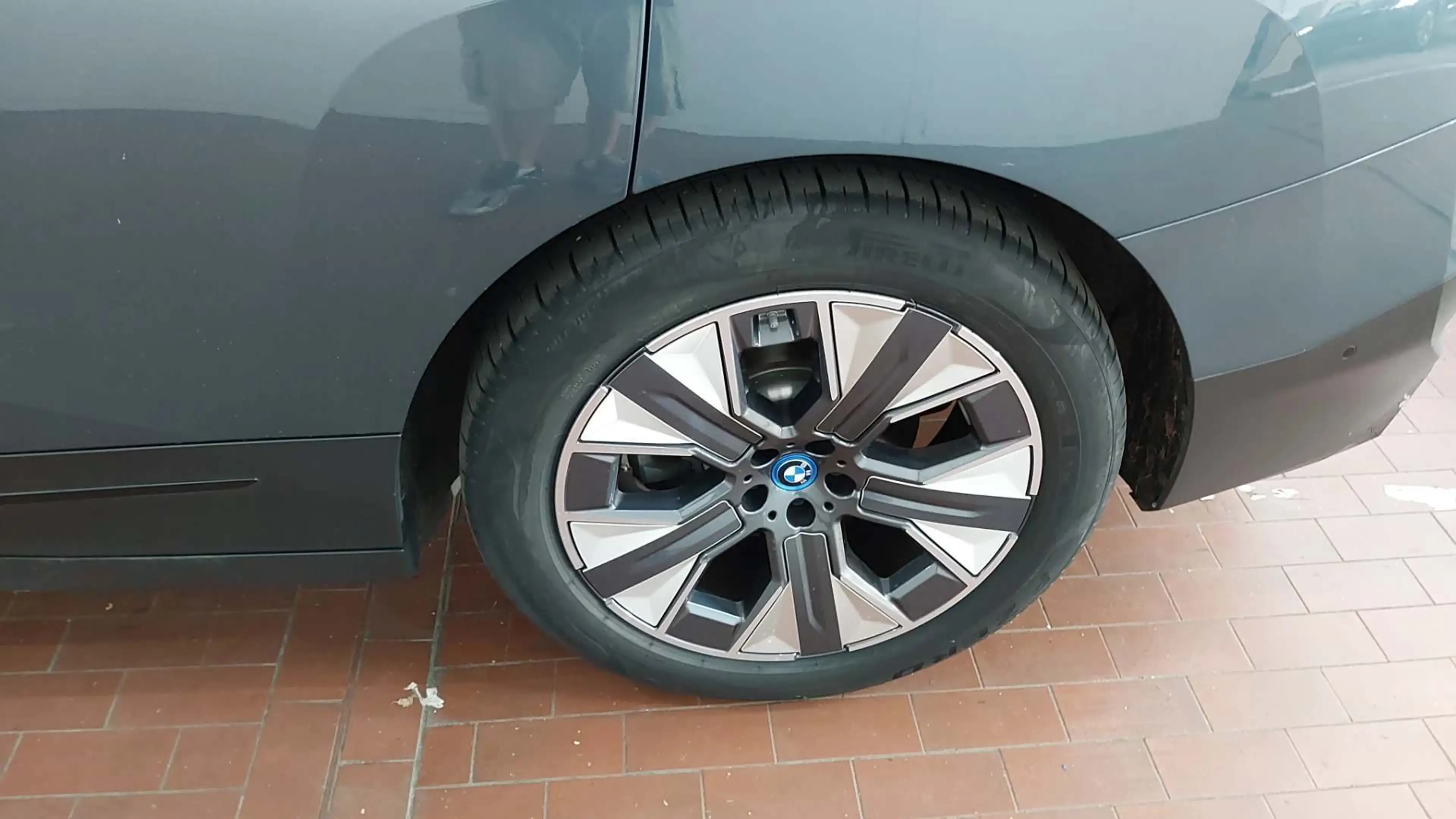 BMW iX xDrive40 Executive 77 kWh | 21" | Laserlight | Dri — photo 11