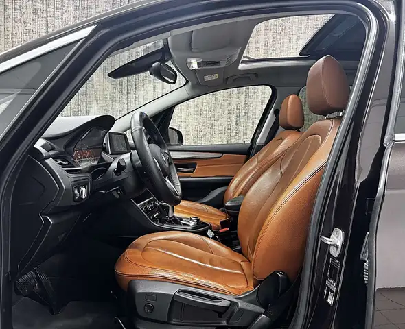 BMW 2 Series view 9