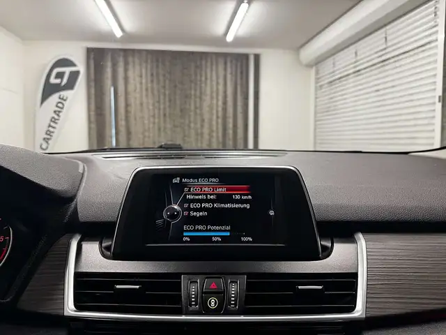 BMW 2 Series view 27