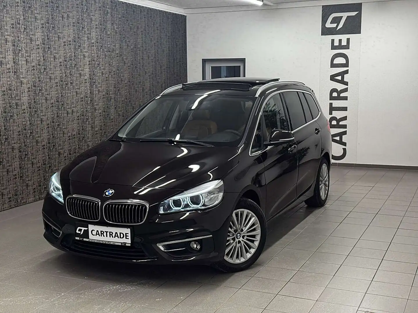 BMW 218 d Gran Tourer Luxury Line Aut. Braun - 2
