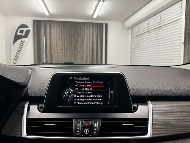 BMW 2 Series view 28