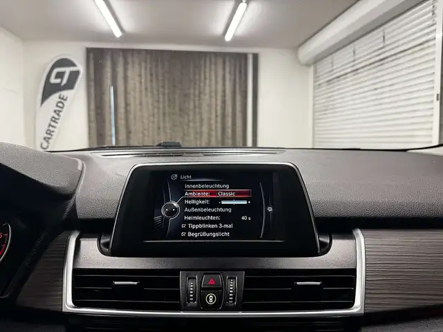 BMW 2 Series view 26