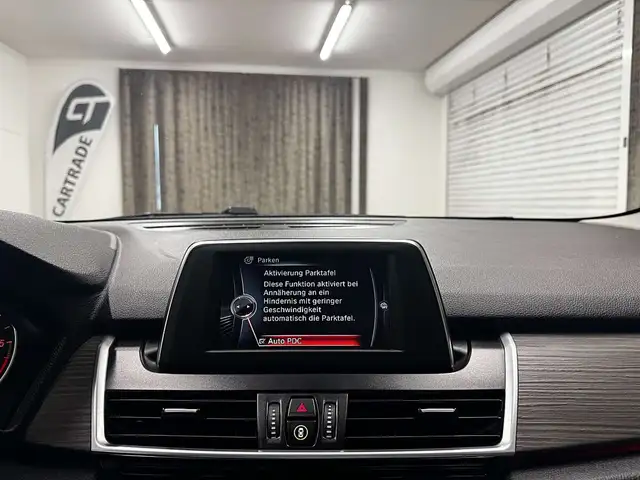 BMW 2 Series view 30