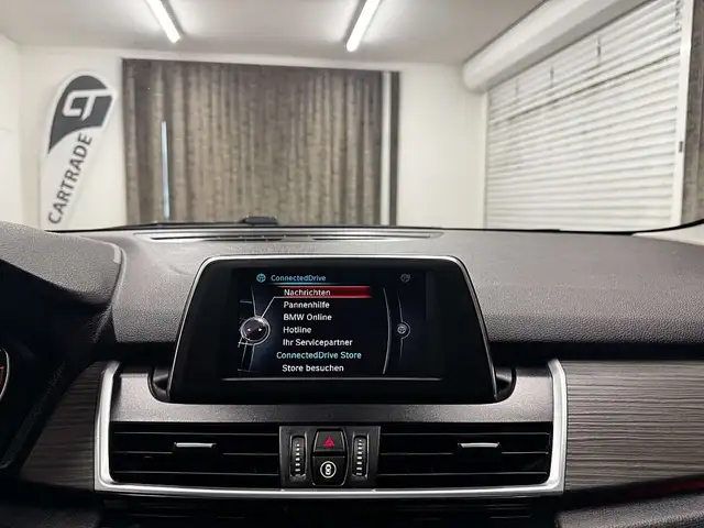 BMW 2 Series view 22