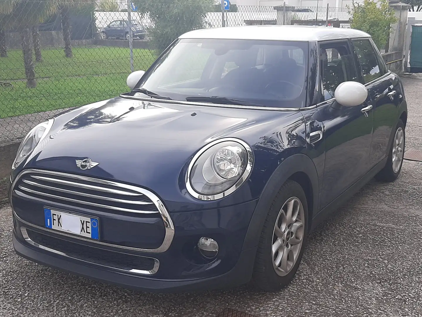 MINI Cooper D Mini IV 1.5 D Boost Seven 5p Automatica Blu/Azzurro - 1