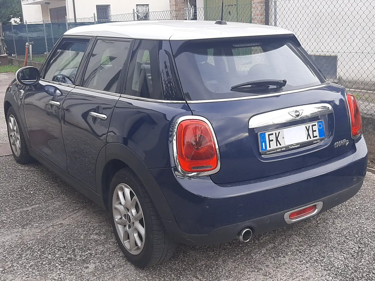 MINI Cooper D Mini IV 1.5 D Boost Seven 5p Automatica Blu/Azzurro - 2