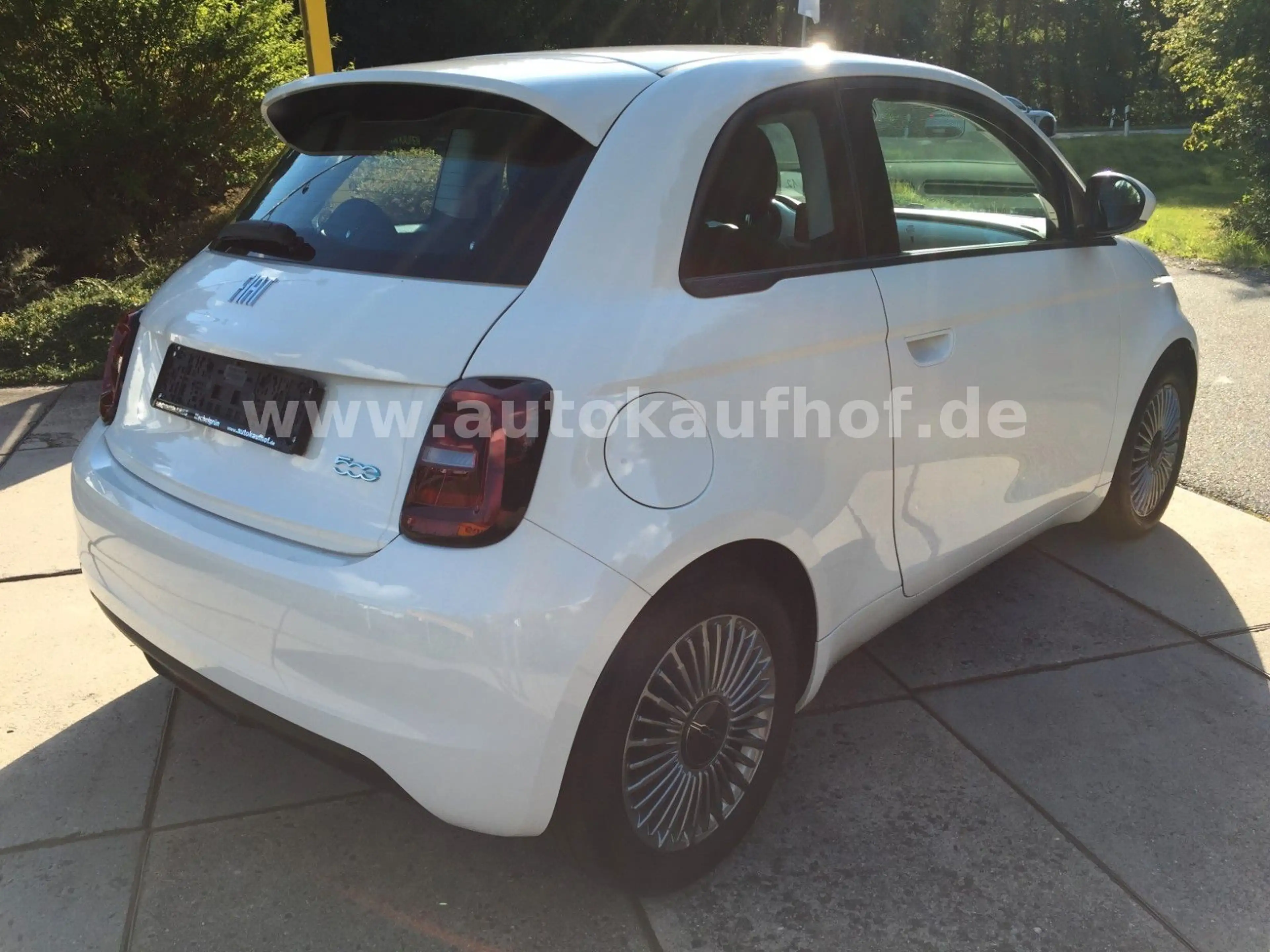 Fiat 500e Tempomat, Carplay / Android Auto/ Alu — photo 6