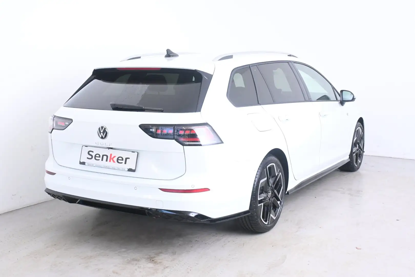 Volkswagen Golf Variant Sport TSI Weiß - 2