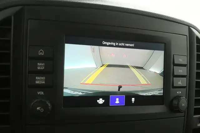 Mercedes-Benz Vito view 13