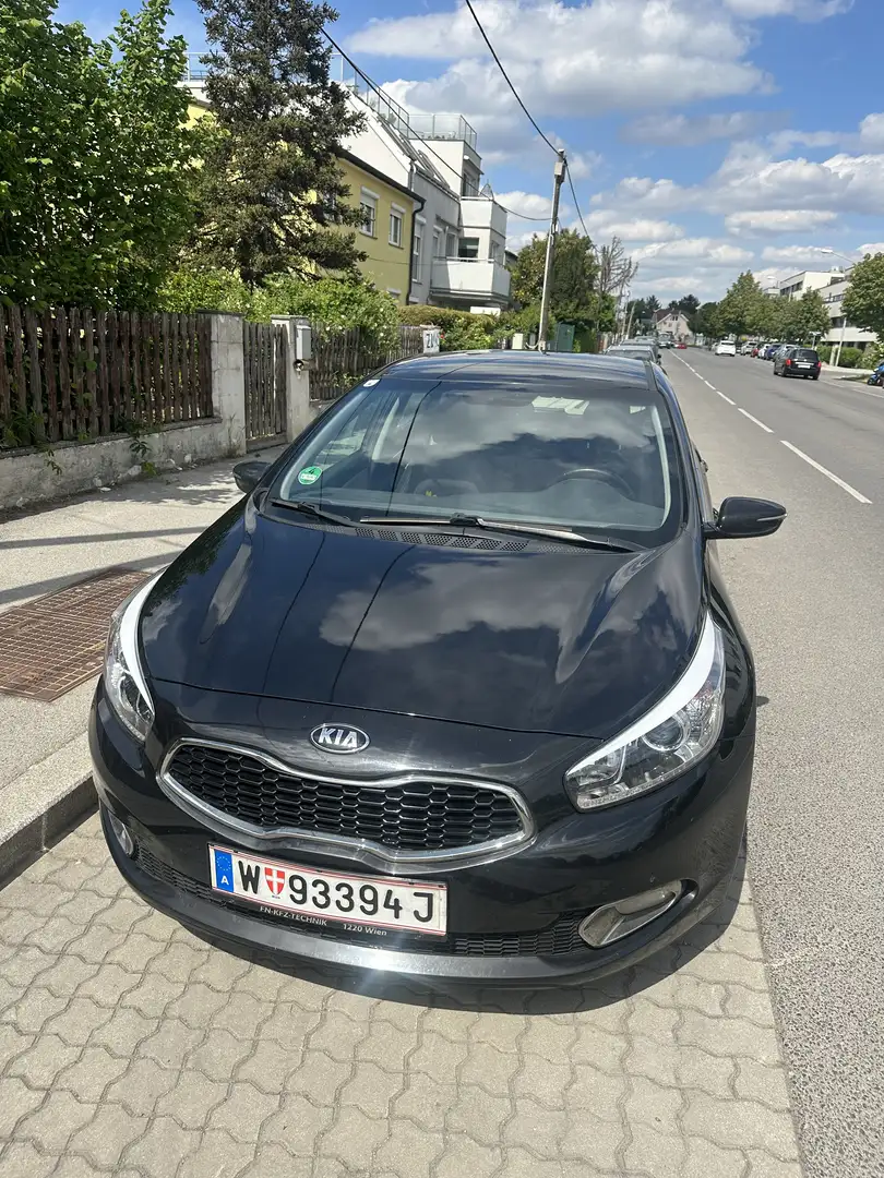Kia Ceed / cee'd 1,4 CRDi Fifa Brazuca - 2