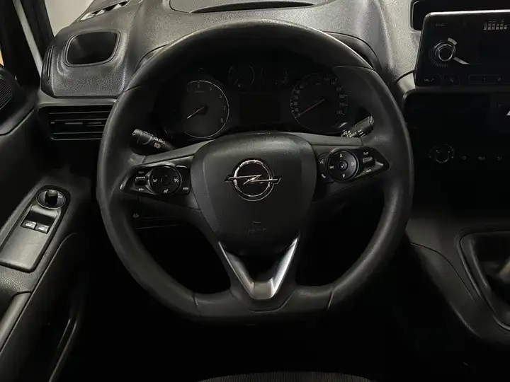 Opel Combo 2021, foto 4