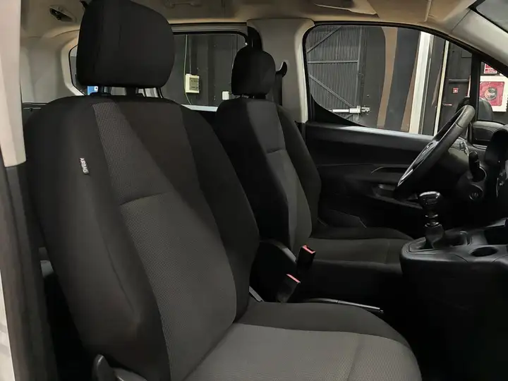 Opel Combo 2021, foto 14