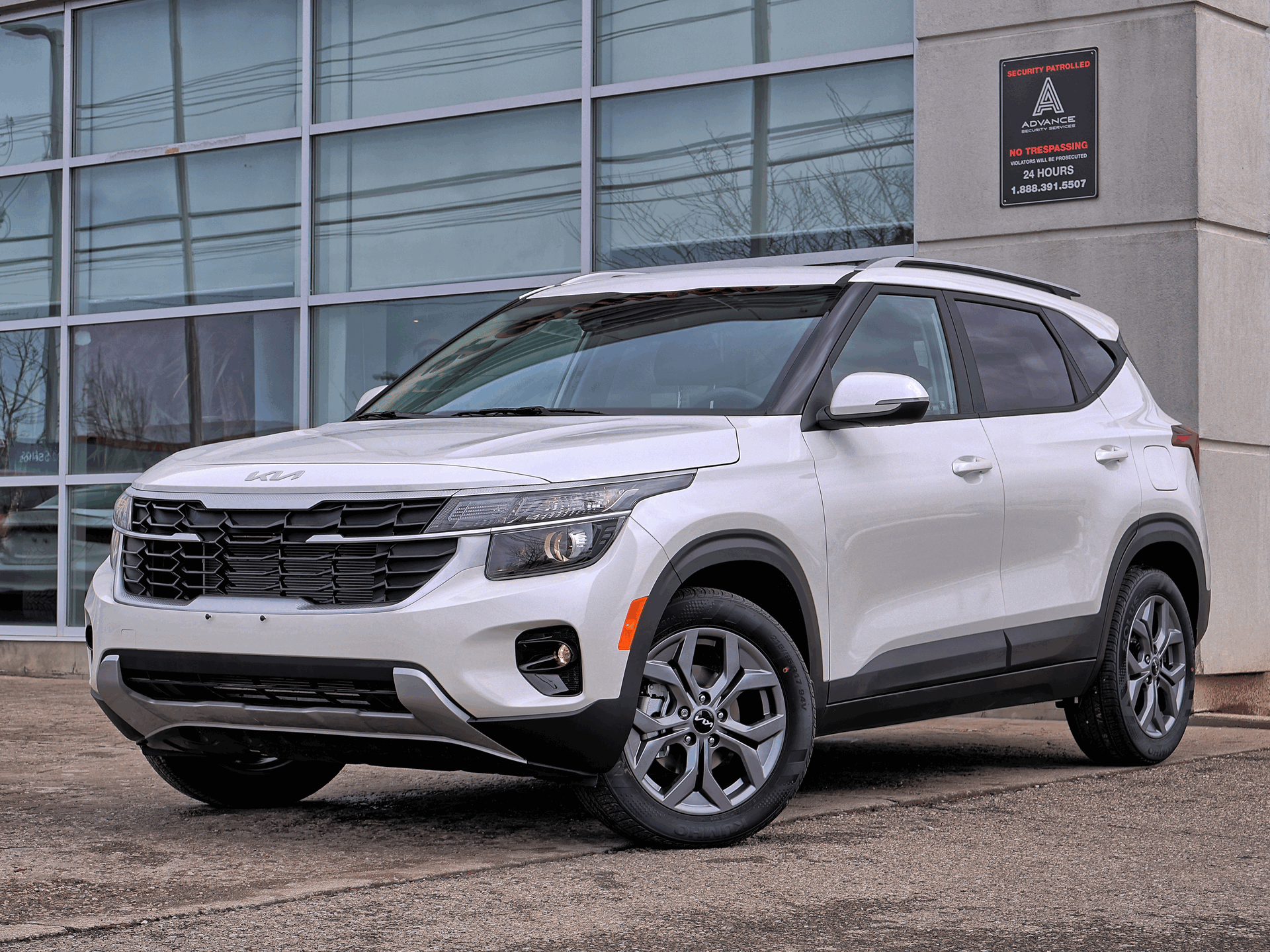 White 2025 Kia Seltos SUV / Crossover Automatic