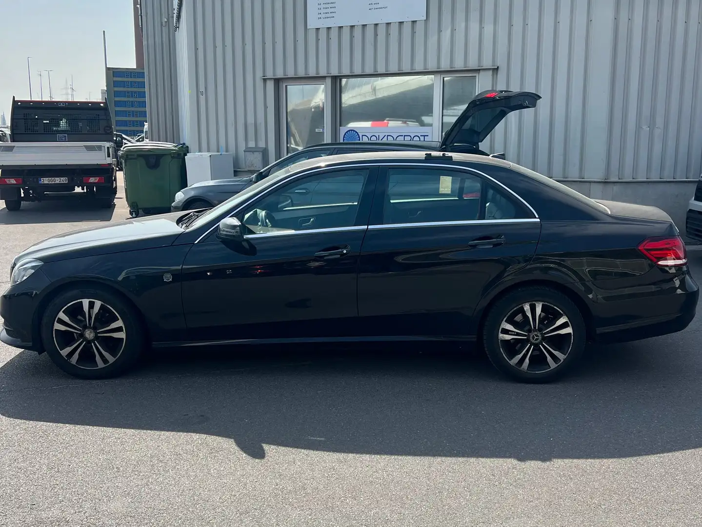 Mercedes-Benz E 200 200 D Noir - 1