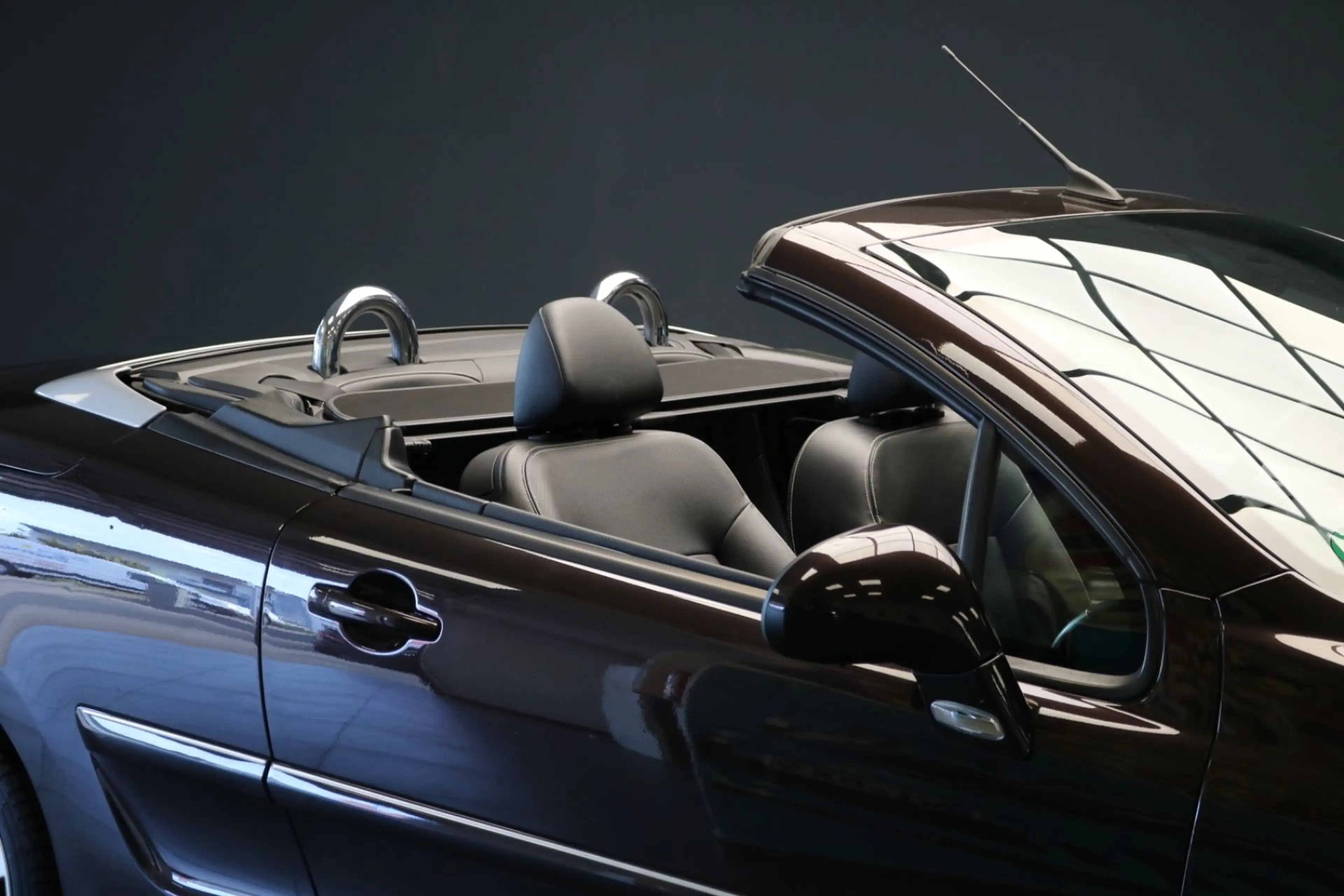 Peugeot 207 CC Cabrio-Coupe Allure/PDC/LEDER/NAVI/JBL — photo 4