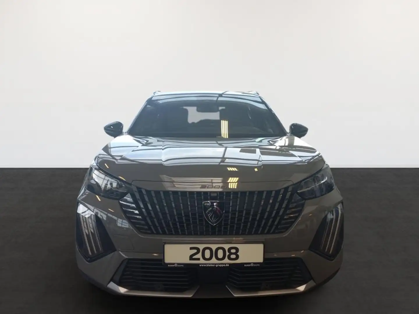 Peugeot 2008 GT HYBRID 136 e-DSC6 Navi / Klimaautomatik Grijs - 2