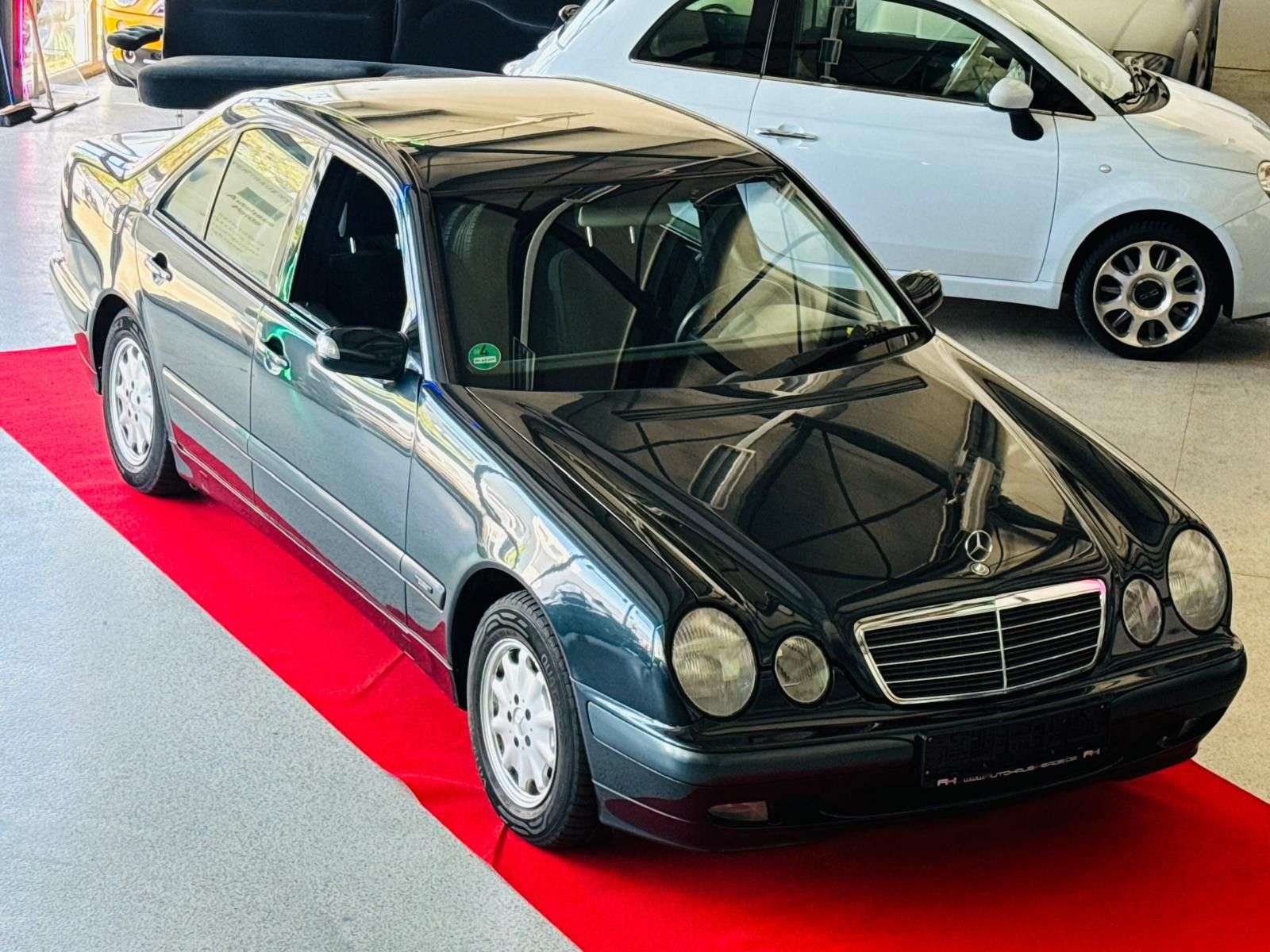 Ojazdené Mercedes Benz E-Class 200