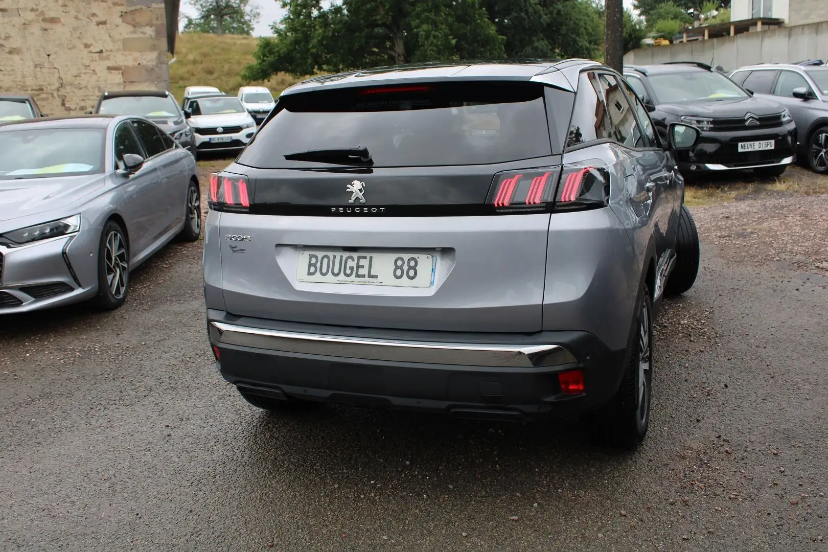 Peugeot 3008 ALLURE PACK HYBRID 136 BICOLOR EAT8 BOITE AUTO CAMÉRA 180 FULL LEDS JANTES 18 Gris - 2