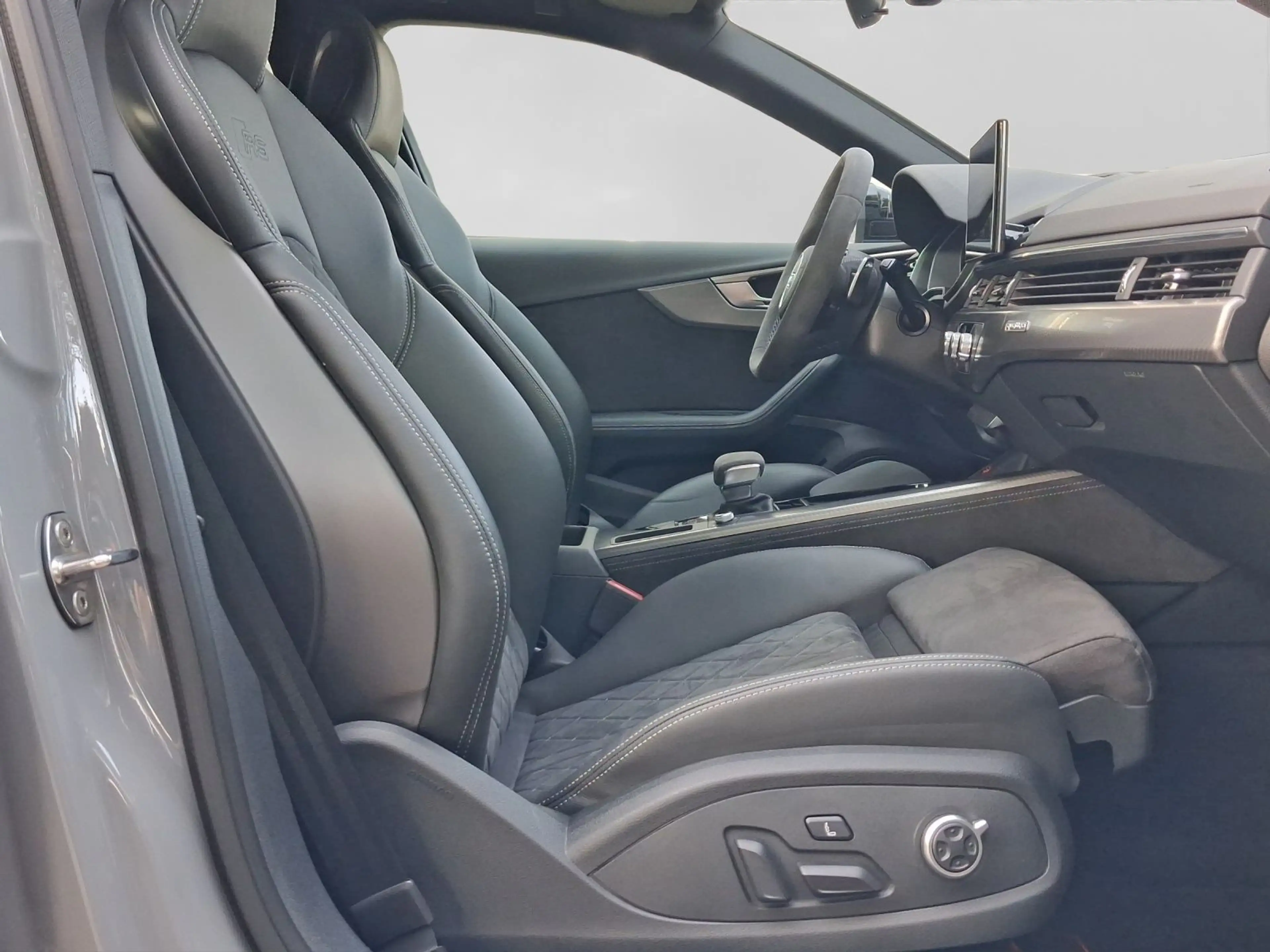 Audi RS4 RS4 Avant TFSI Q MASSAGE LM20 SPORT-AGA OPS+ — photo 4