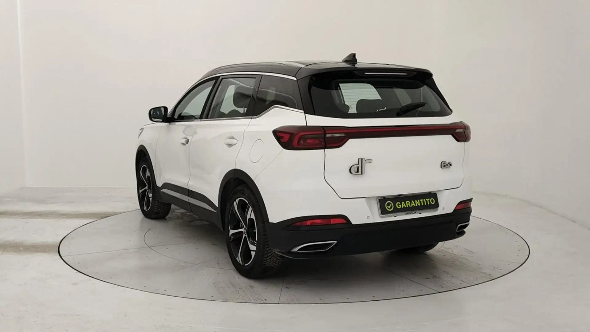 DR Automobiles DR6 1.5 turbo Gpl 149cv cvt Weiß - 2