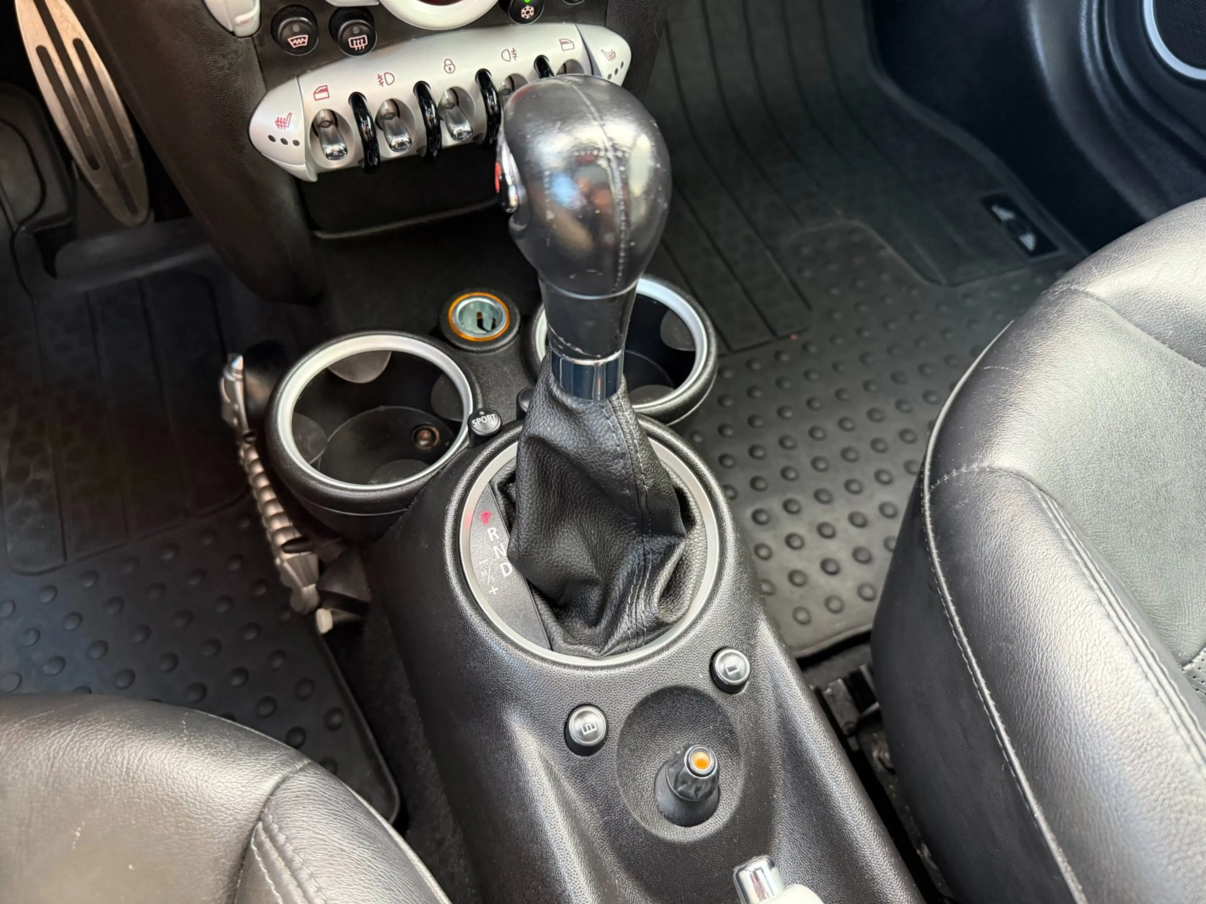 MINI Cooper S 3-Deurs 1.6 Chili Full Opties Nieuw APK — photo 2